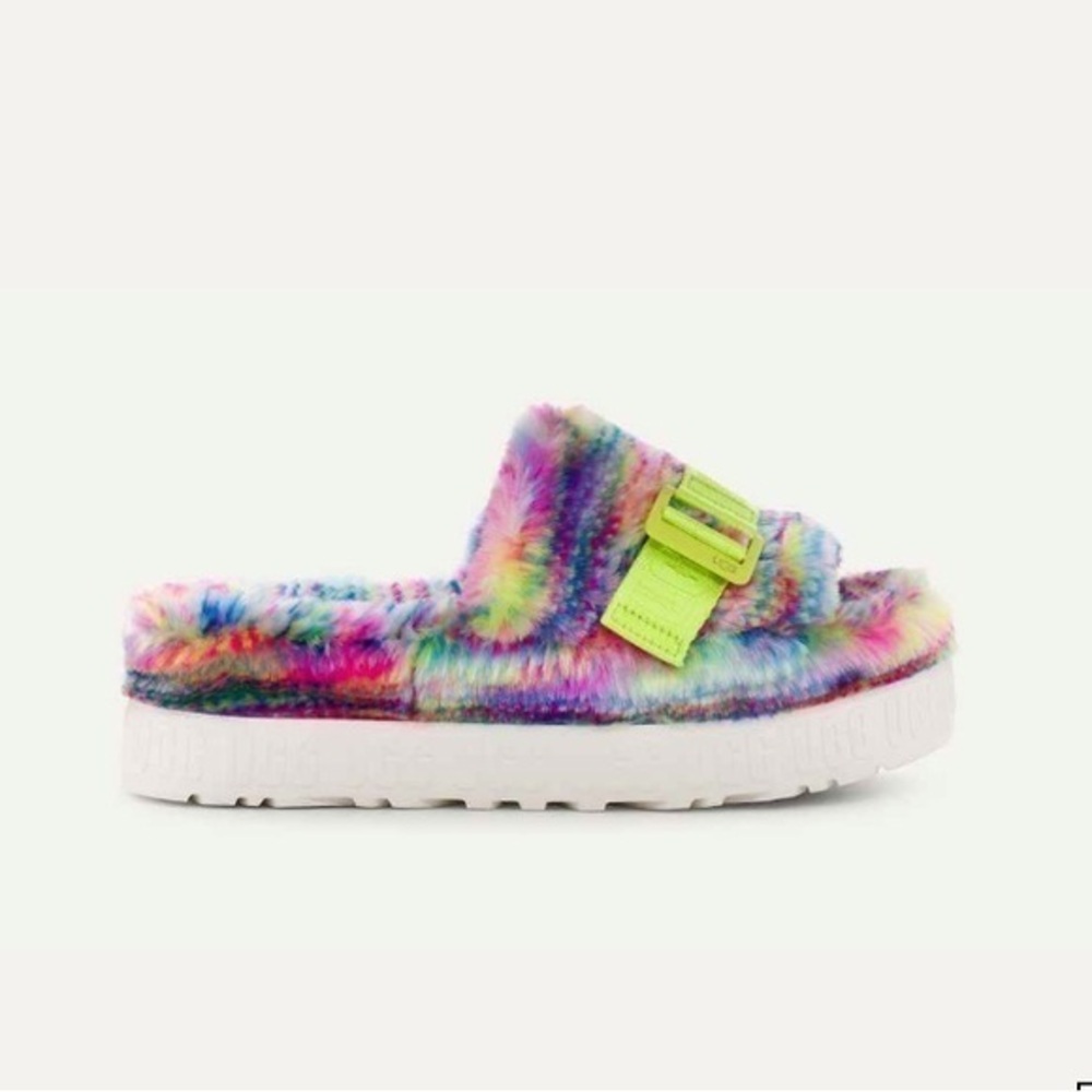 UGG Fluffita Pixelate Platform Sandals Size 9